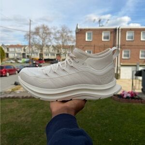 Women’s HOKA Kawana Mid